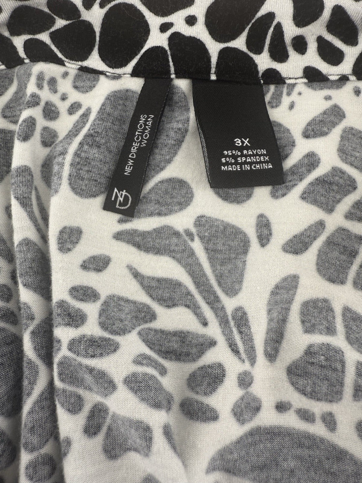 Ladies Black And white 3x Blouse