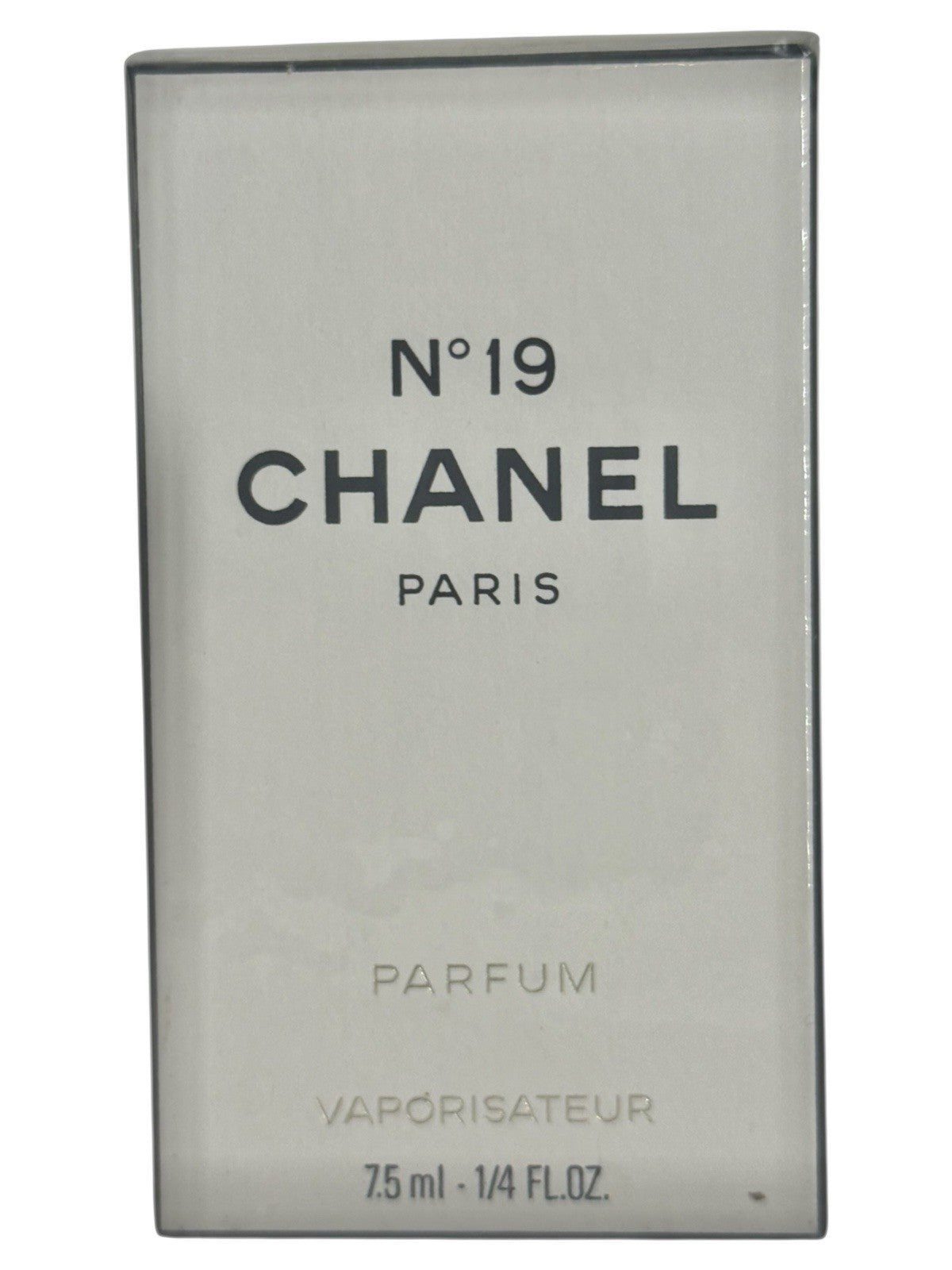 NEW - CHANEL No 19 Parfum Vaporisateur 7.5 ml 1/4 fl. Concentrated - Sealed