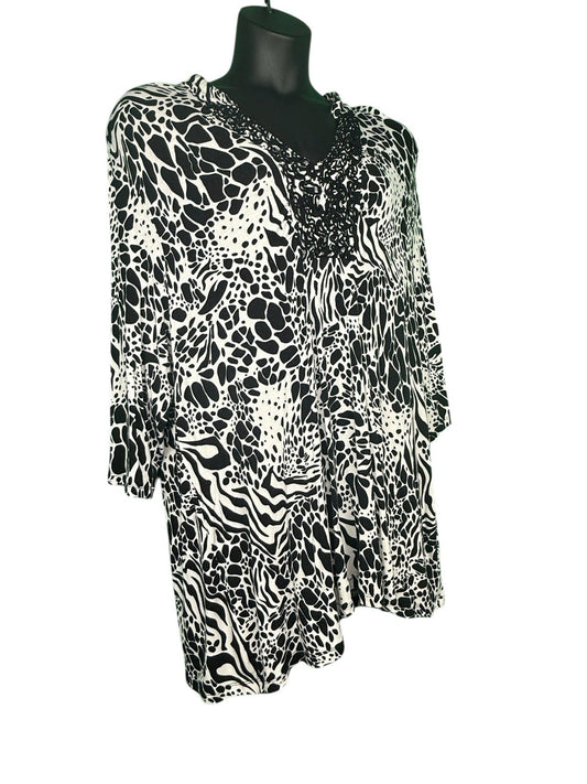 Ladies Black And white 3x Blouse