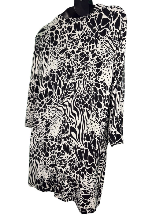 Ladies Black And white 3x Blouse